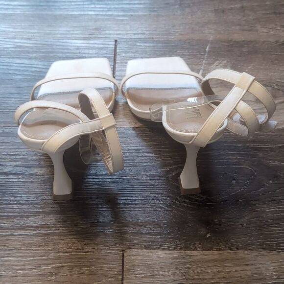 Ego White Strappy High‎ Heels Women's Size 7 - Picture 3 of 7